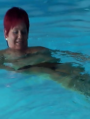 Mature mommies love nudism