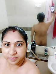 My girlfriend conceals her face while displaying her large buttocks